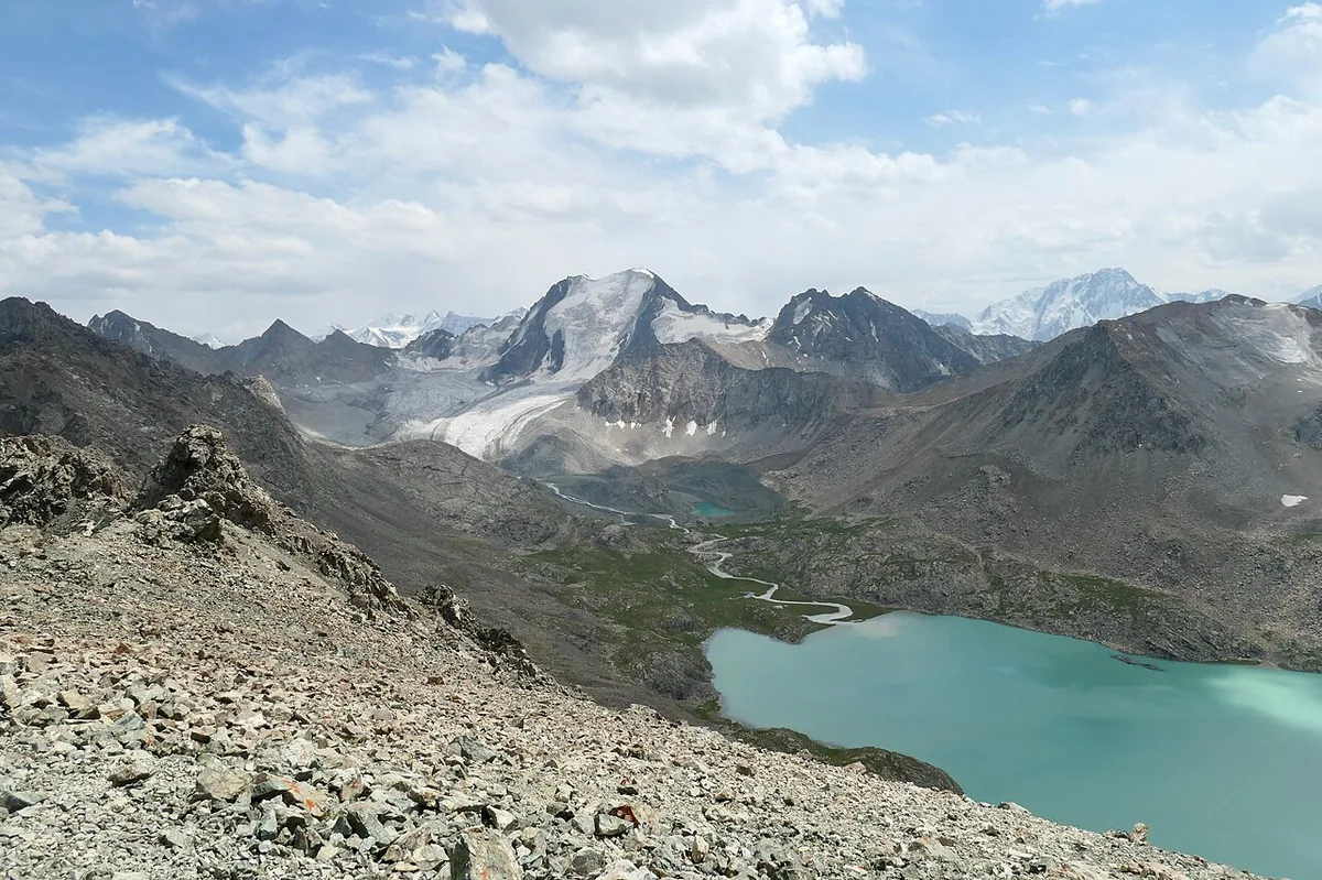 Ala-Kul Gölü